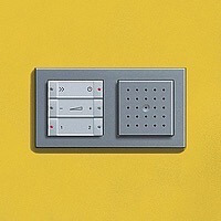 Блок выключатели и динамик Gira E2 Цвет: Алюминий