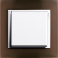 Gira Event Opaque. Цвет рамки: Коричневый; Цвет вставки: Белый глянцевый; Цвет клавиши: Белый матовый