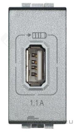 Розетка USB, 1.1А
LivingLight,  LivingLight AIR,  USB type-A 5V,  одинарная,   цвет - алюминий,  пластмасса,  NT4285C1,  BTicino
 - PULSAL.RU